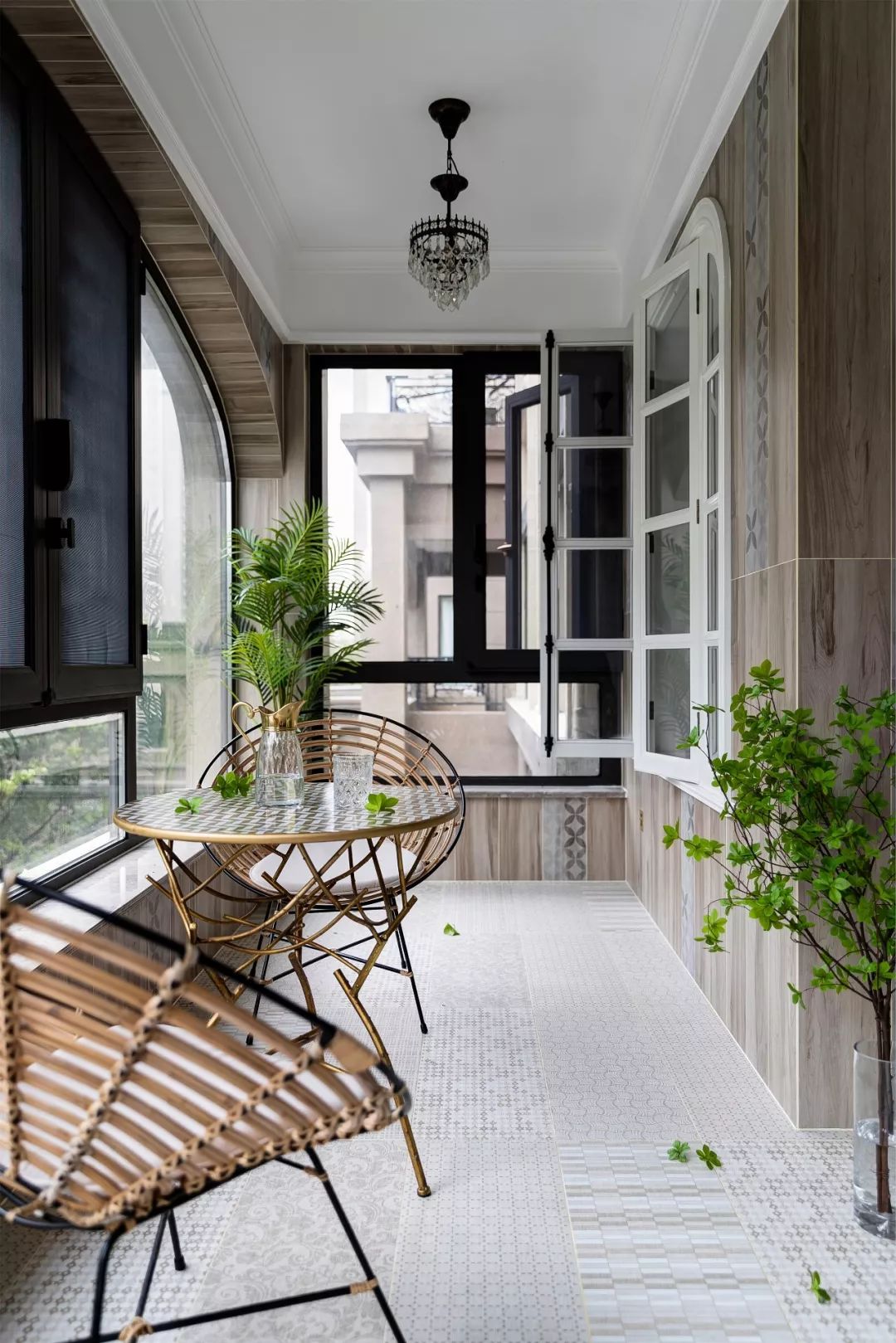 美式輕奢風(fēng)格家裝設(shè)計(jì)室內(nèi)裝修效果圖-陽(yáng)臺(tái) 美式輕奢風(fēng)格家裝設(shè)計(jì)室內(nèi)裝修效果圖-陽(yáng)臺(tái)