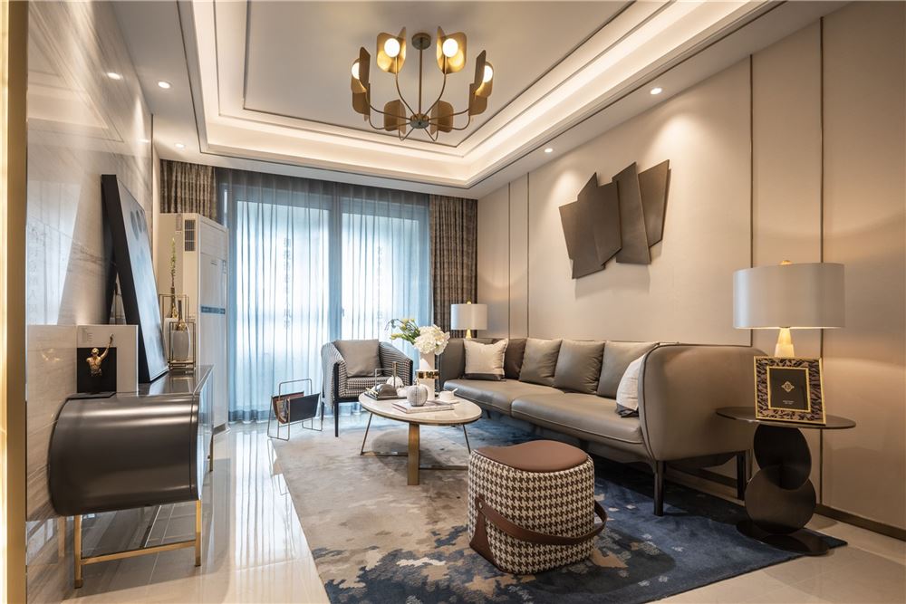 韶關(guān)市云星錢(qián)隆譽(yù)園現(xiàn)代簡(jiǎn)約風(fēng)格三居室裝修案例