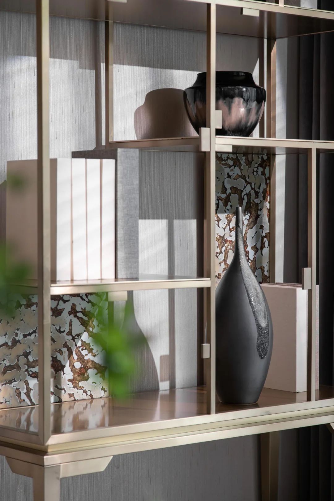 新中式風(fēng)格室內(nèi)設(shè)計(jì)家裝案例-置物架 新中式風(fēng)格室內(nèi)設(shè)計(jì)家裝案例-置物架