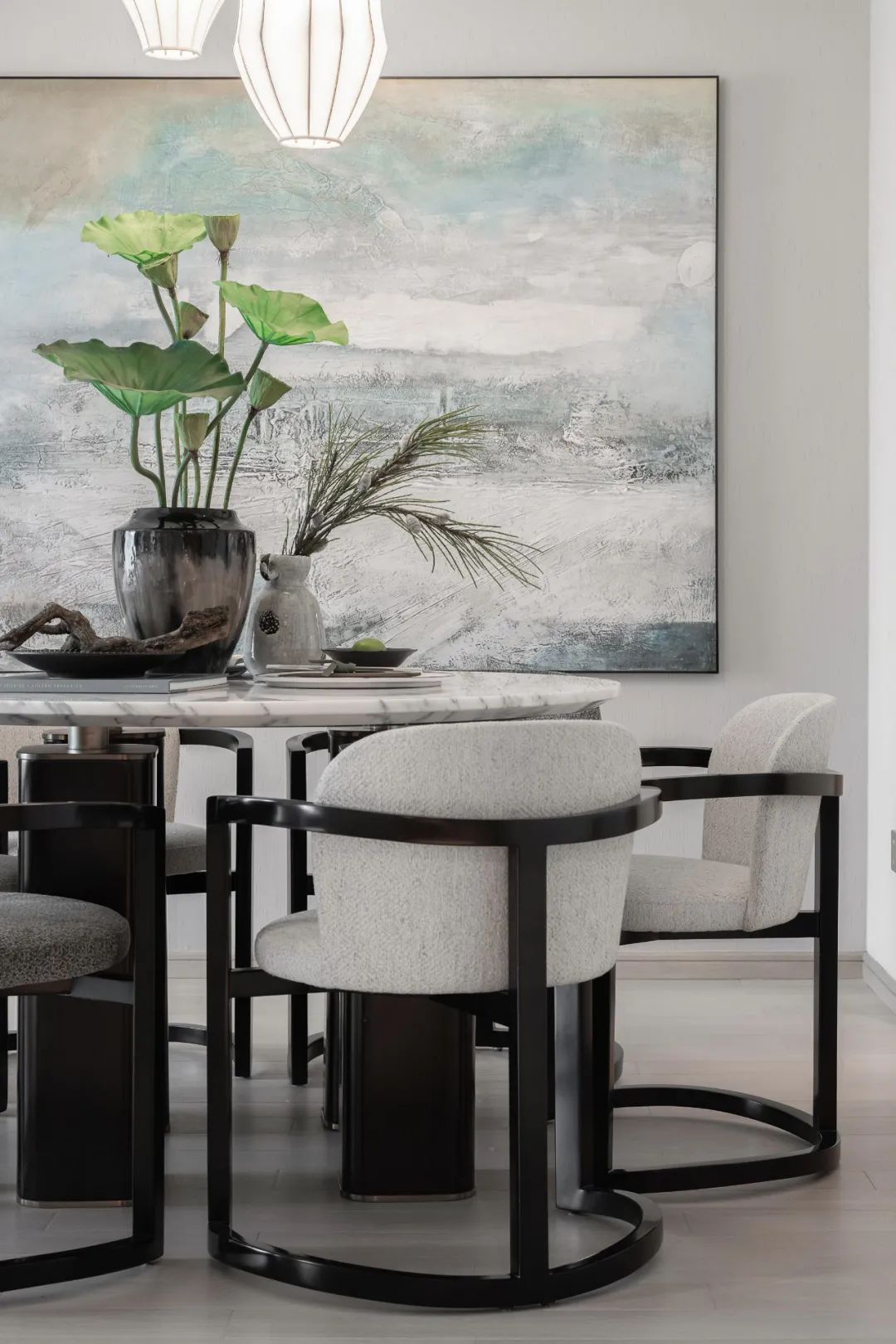 新中式風(fēng)格室內(nèi)設(shè)計(jì)家裝案例-餐廳擺設(shè) 新中式風(fēng)格室內(nèi)設(shè)計(jì)家裝案例-餐廳擺設(shè)