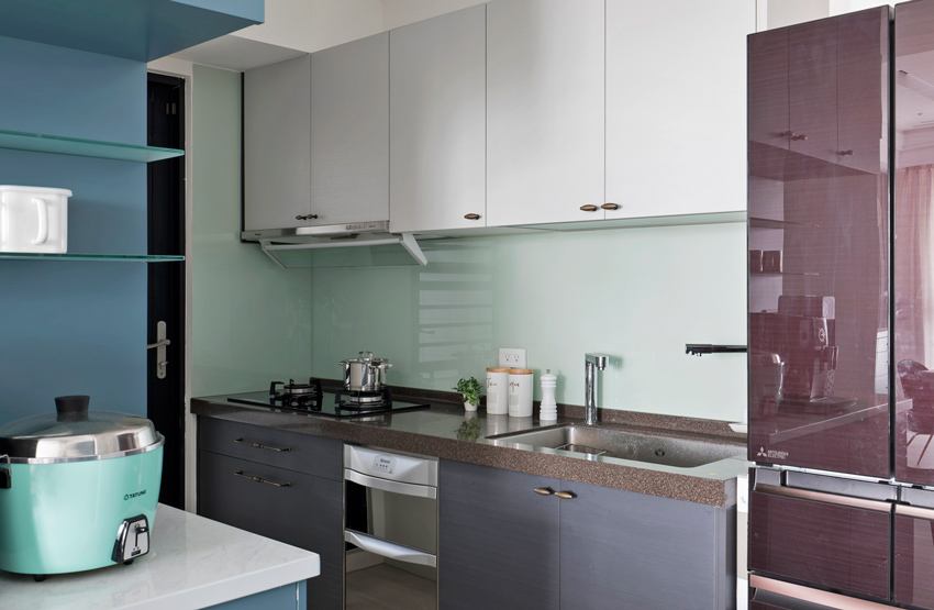 法式輕奢風(fēng)格家裝設(shè)計(jì)室內(nèi)裝修效果圖-廚房 法式輕奢風(fēng)格家裝設(shè)計(jì)室內(nèi)裝修效果圖-廚房