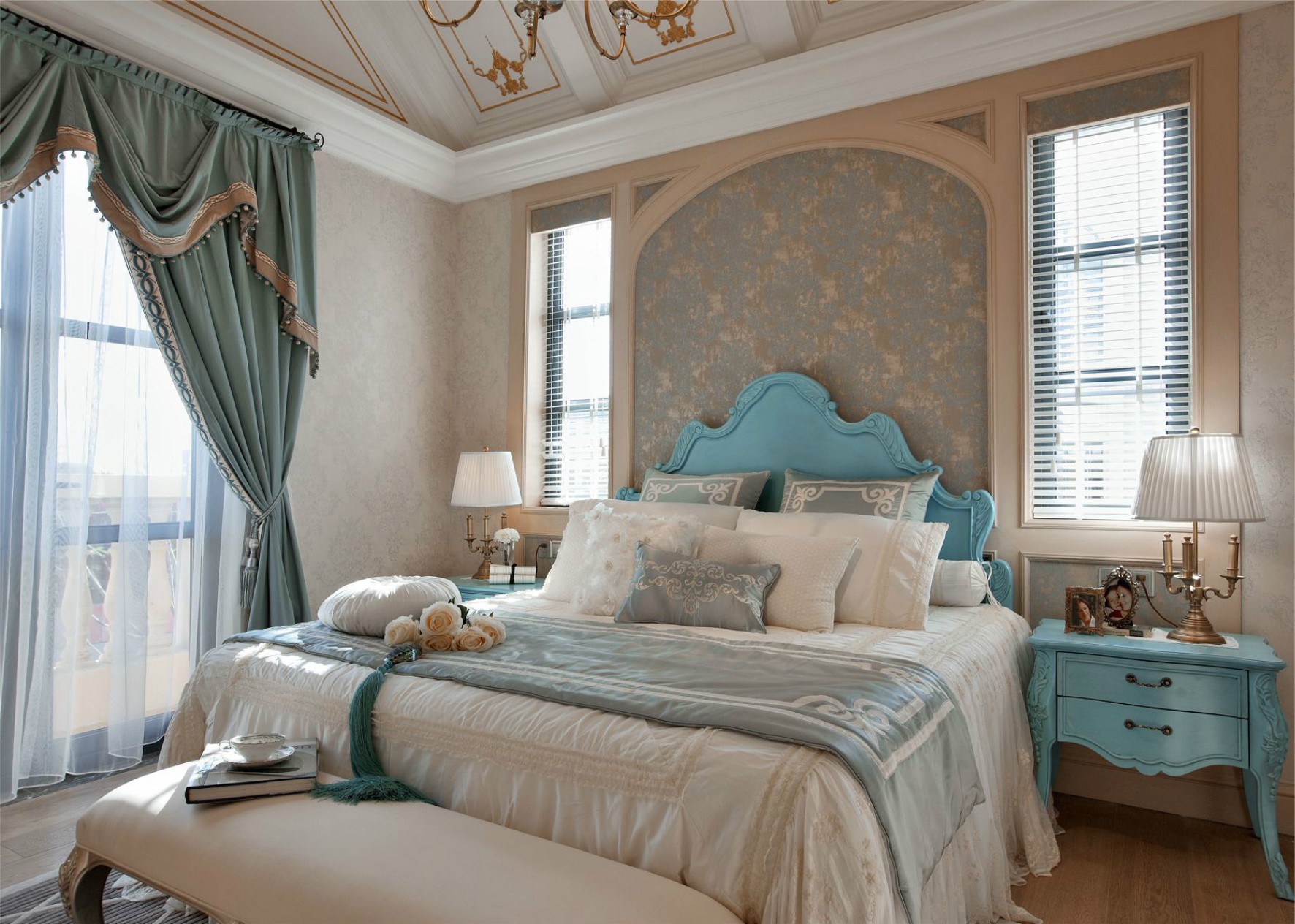 佛山市建發(fā)&middot;融創(chuàng)&middot;雅居樂丨和璽歐式風格別墅裝修案例