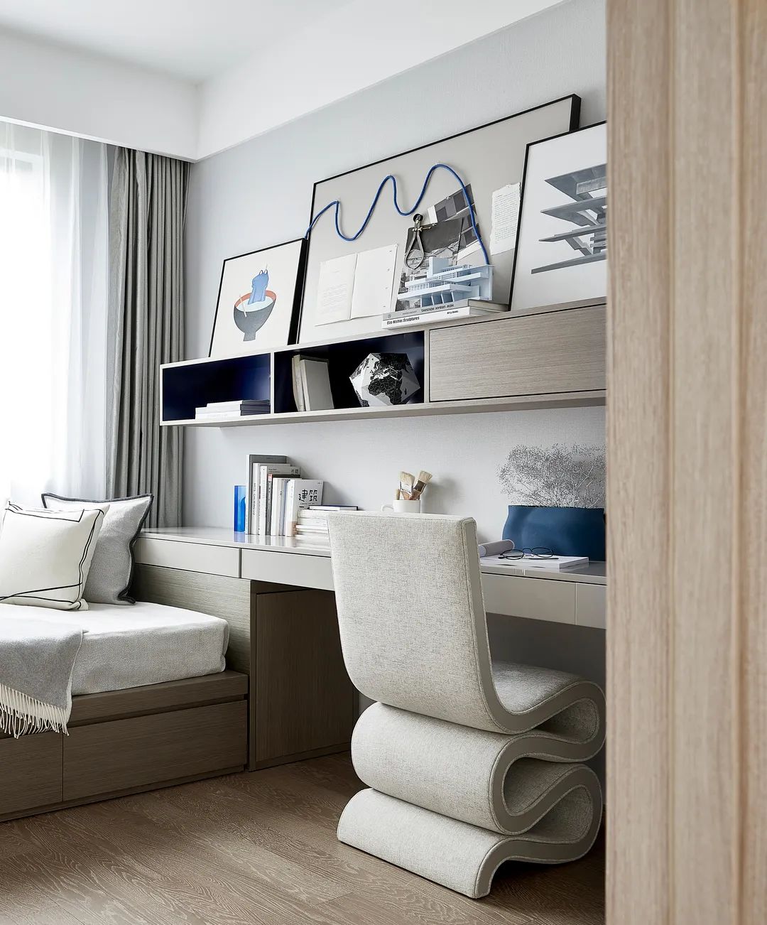 現(xiàn)代簡(jiǎn)約風(fēng)格室內(nèi)設(shè)計(jì)家裝案例-書房 現(xiàn)代簡(jiǎn)約風(fēng)格室內(nèi)設(shè)計(jì)家裝案例-書房