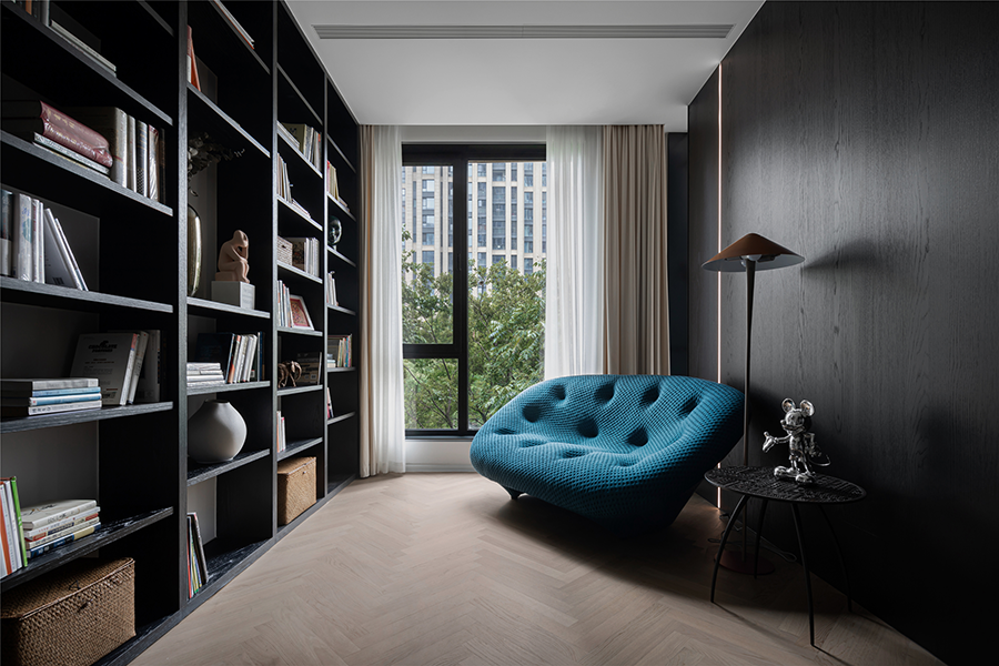 現(xiàn)代極簡風格室內家裝案例效果圖-書房 現(xiàn)代極簡風格室內家裝案例效果圖-書房