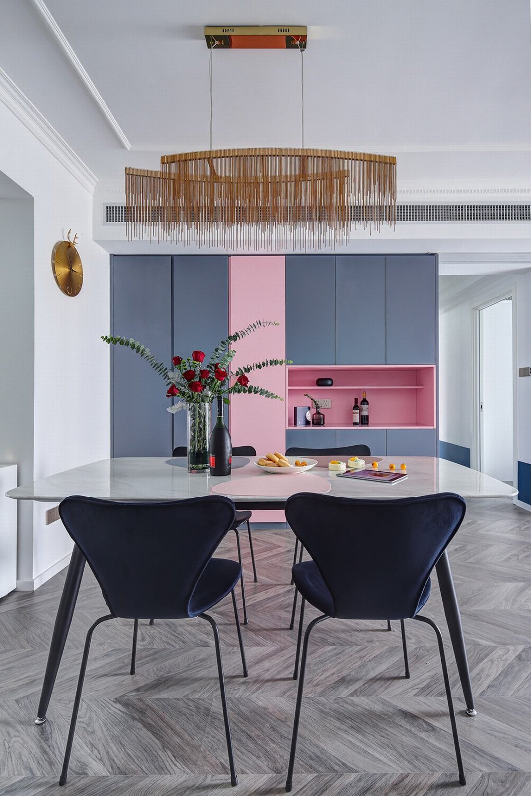 法式風(fēng)格家裝設(shè)計室內(nèi)裝修效果圖-餐廳 法式風(fēng)格家裝設(shè)計室內(nèi)裝修效果圖-餐廳