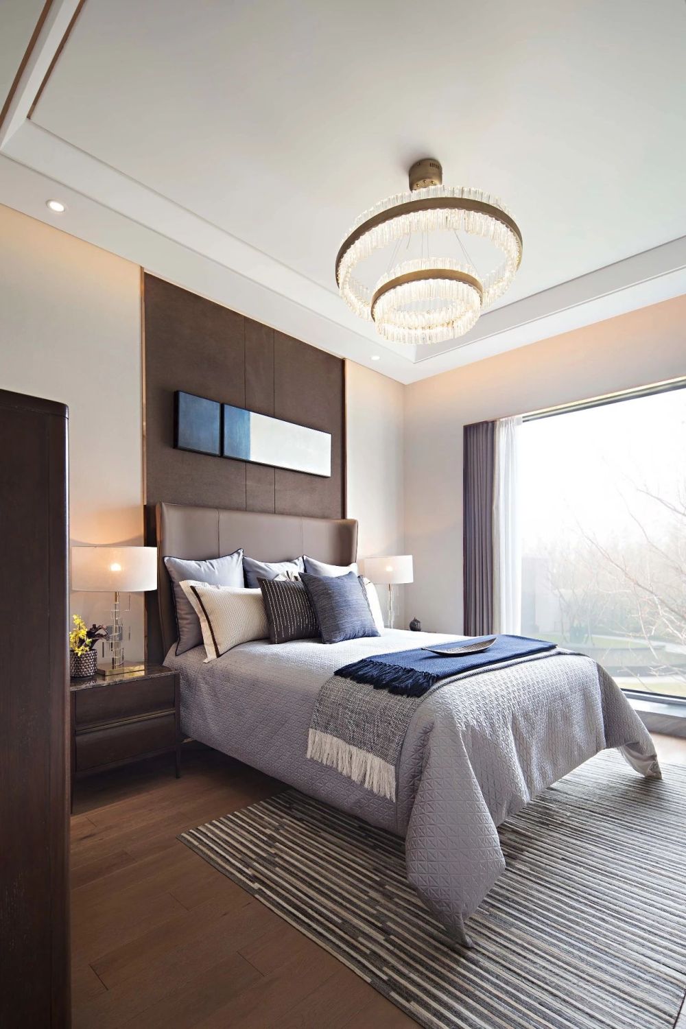 輕奢簡約風(fēng)格室內(nèi)設(shè)計家裝案例-主臥 輕奢簡約風(fēng)格室內(nèi)設(shè)計家裝案例-主臥