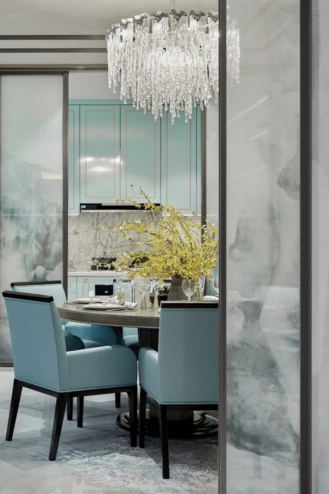 現(xiàn)代簡約風(fēng)格別墅室內(nèi)設(shè)計(jì)家裝案例-餐廳 現(xiàn)代簡約風(fēng)格別墅室內(nèi)設(shè)計(jì)家裝案例-餐廳