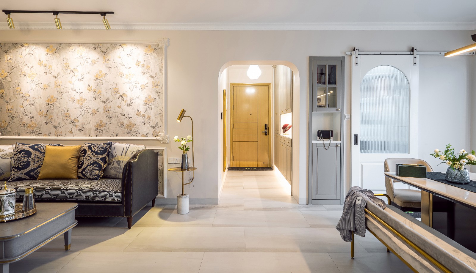 裝修案例美式輕奢風(fēng)格室內(nèi)裝修效果圖-客廳 裝修案例美式輕奢風(fēng)格室內(nèi)裝修效果圖-客廳