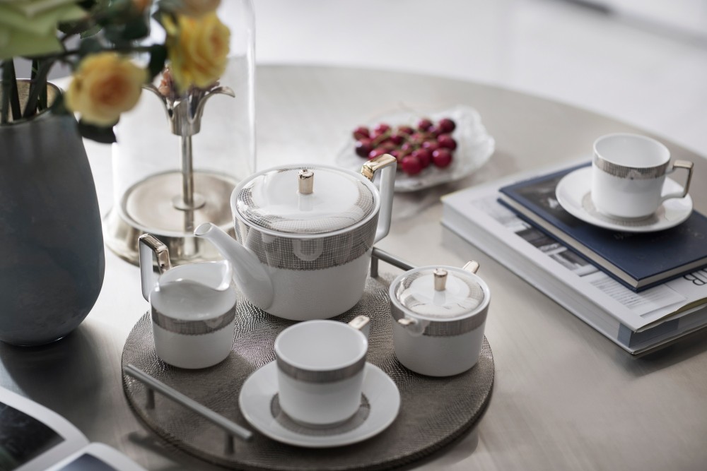 現(xiàn)代輕奢風(fēng)格室內(nèi)設(shè)計(jì)家裝案例-餐廳餐桌 現(xiàn)代輕奢風(fēng)格室內(nèi)設(shè)計(jì)家裝案例-餐廳餐桌