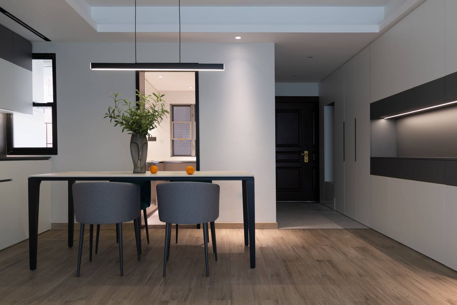 現(xiàn)代簡(jiǎn)歐風(fēng)格家裝設(shè)計(jì)室內(nèi)裝修效果圖-餐廳 現(xiàn)代簡(jiǎn)歐風(fēng)格家裝設(shè)計(jì)室內(nèi)裝修效果圖-餐廳