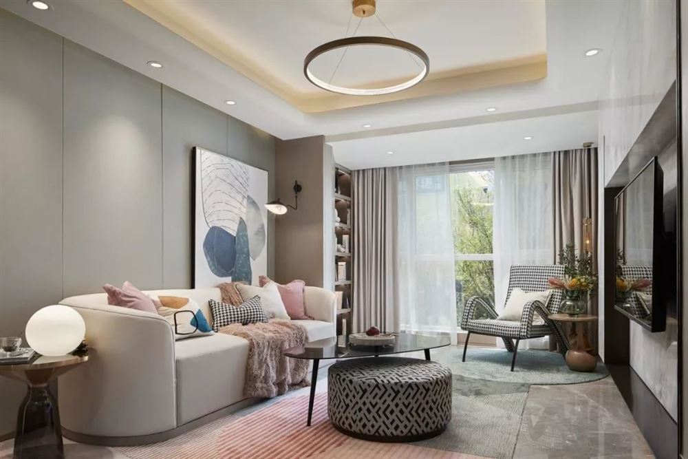 廣州市金碧世紀花園輕奢風格三居室裝修案例