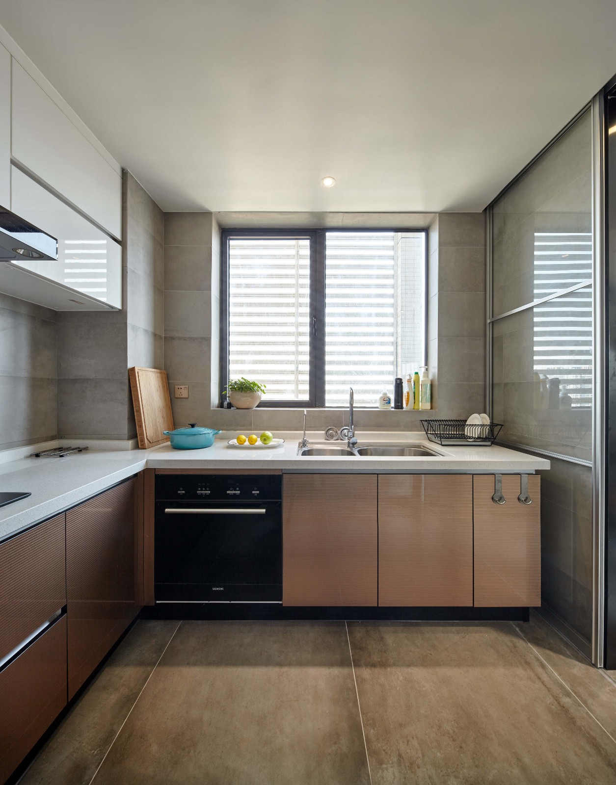 混搭風(fēng)格家裝設(shè)計(jì)室內(nèi)裝修效果圖-廚房 混搭風(fēng)格家裝設(shè)計(jì)室內(nèi)裝修效果圖-廚房