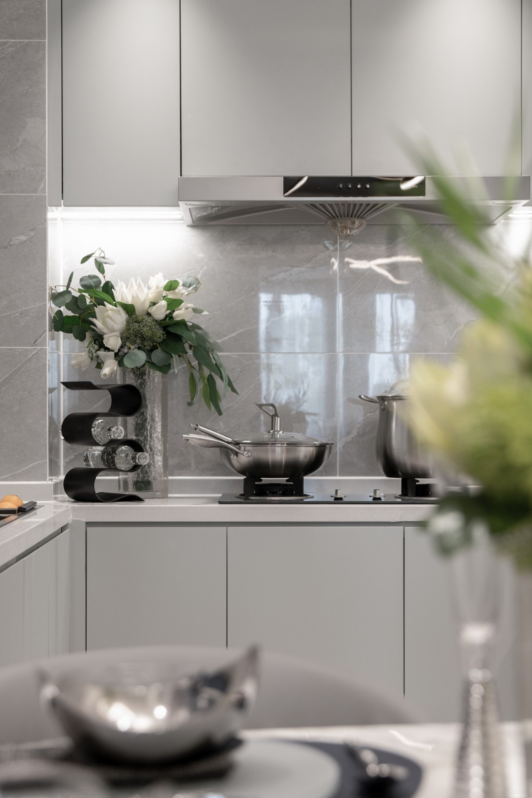 現(xiàn)代簡約風(fēng)格室內(nèi)設(shè)計(jì)家裝案例-廚房 現(xiàn)代簡約風(fēng)格室內(nèi)設(shè)計(jì)家裝案例-廚房