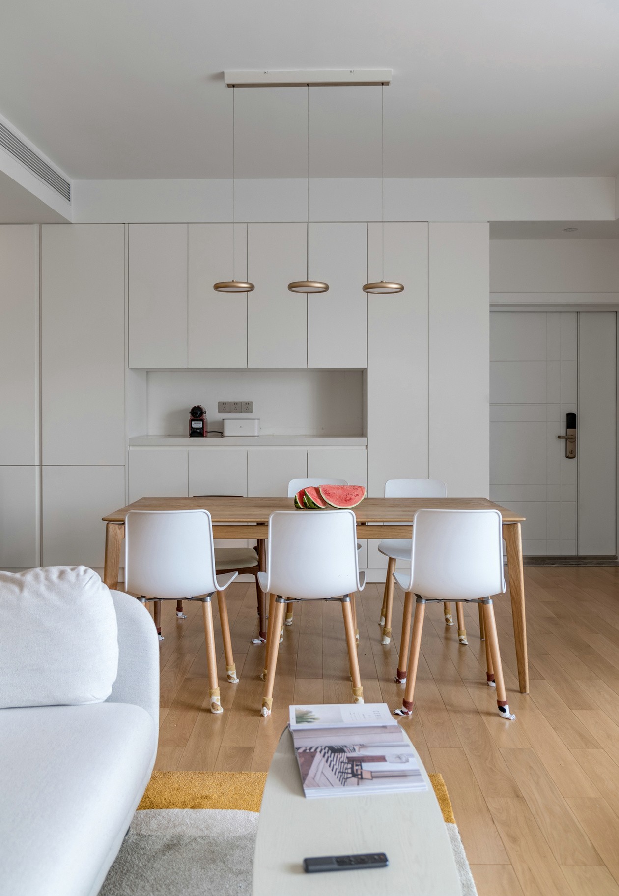 日式原木風(fēng)格室內(nèi)設(shè)計家裝案例-餐廳 日式原木風(fēng)格室內(nèi)設(shè)計家裝案例-餐廳