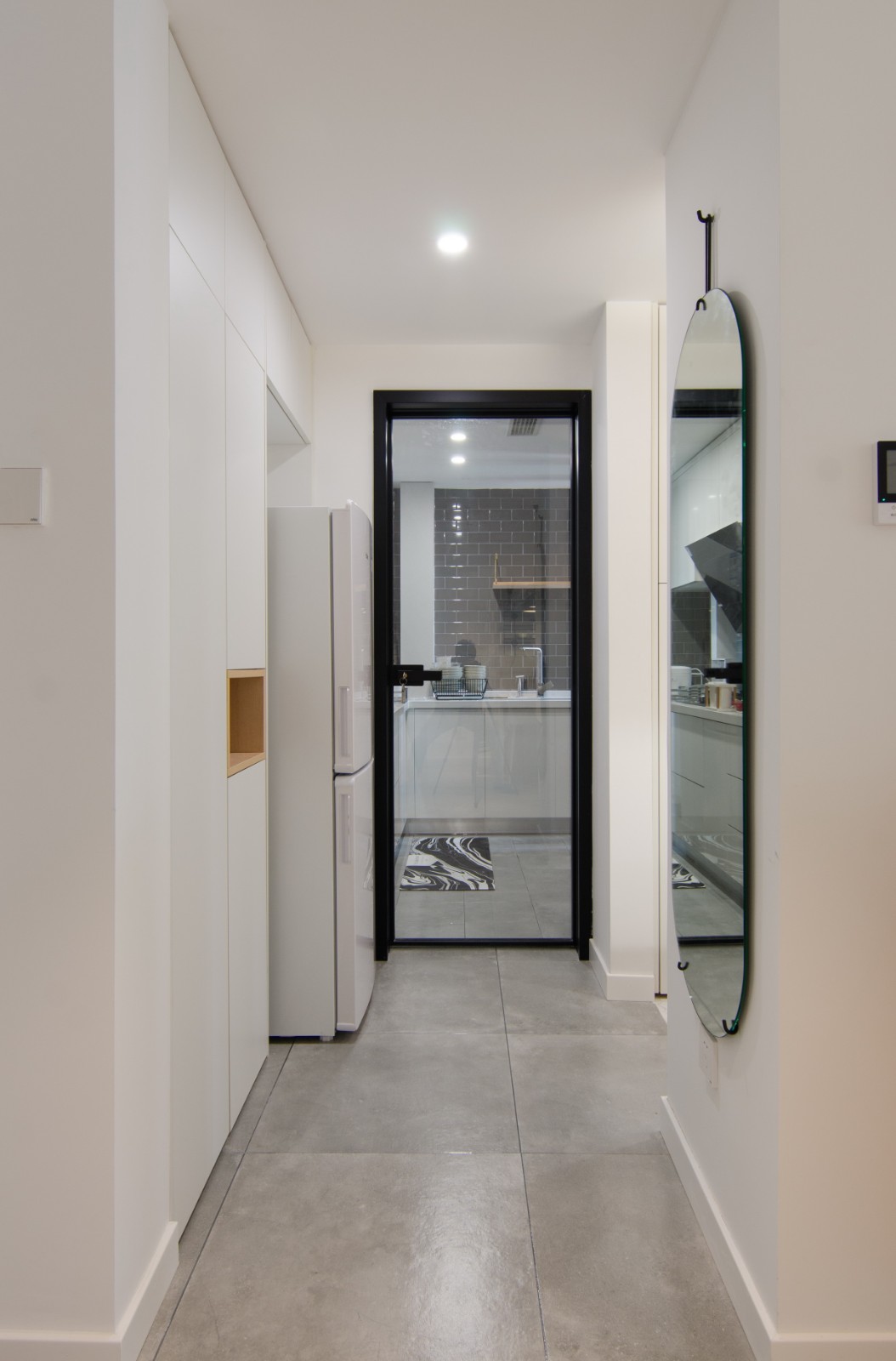 現(xiàn)代簡約風(fēng)格家裝設(shè)計(jì)室內(nèi)裝修效果圖-玄關(guān) 現(xiàn)代簡約風(fēng)格家裝設(shè)計(jì)室內(nèi)裝修效果圖-玄關(guān)