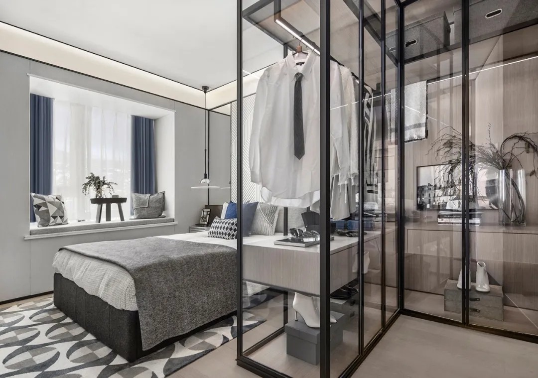 現(xiàn)代朋克風(fēng)格室內(nèi)設(shè)計家裝案例-主臥衣帽間 現(xiàn)代朋克風(fēng)格室內(nèi)設(shè)計家裝案例-主臥衣帽間