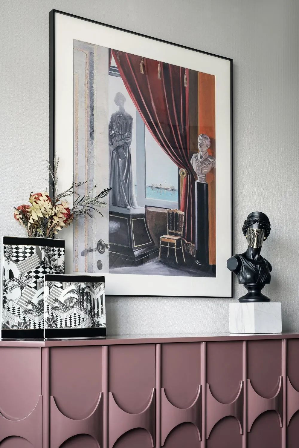 現(xiàn)代歐式風(fēng)格室內(nèi)設(shè)計家裝案例-邊柜裝飾 現(xiàn)代歐式風(fēng)格室內(nèi)設(shè)計家裝案例-邊柜裝飾