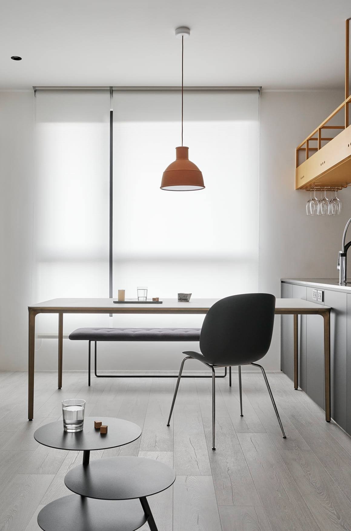 現(xiàn)代簡約風(fēng)格室內(nèi)設(shè)計家裝案例-餐廳 現(xiàn)代簡約風(fēng)格室內(nèi)設(shè)計家裝案例-餐廳