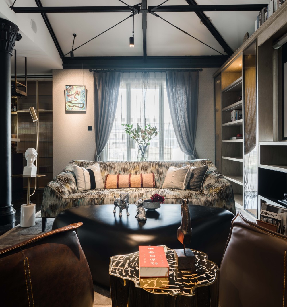 歐式古典混搭風(fēng)格室內(nèi)家裝案例效果圖-客廳 歐式古典混搭風(fēng)格室內(nèi)家裝案例效果圖-客廳