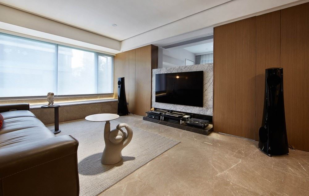 佛山市恒大山湖郡現(xiàn)代簡(jiǎn)約風(fēng)格三居室裝修案例