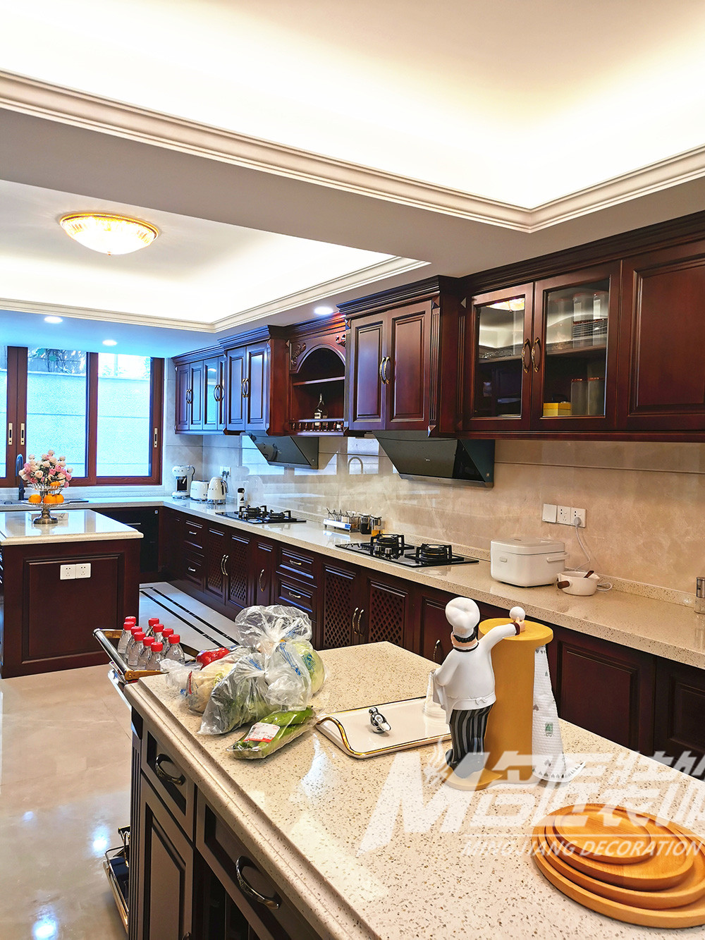 歐式別墅裝修設(shè)計(jì)-廚房中島 歐式別墅裝修設(shè)計(jì)-廚房中島