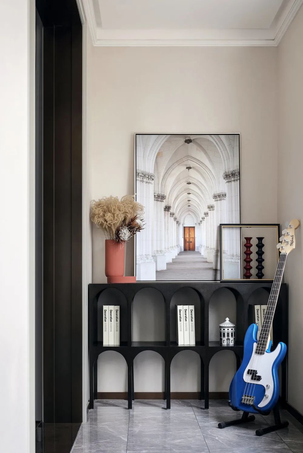 現(xiàn)代歐式風(fēng)格室內(nèi)設(shè)計家裝案例-過道 現(xiàn)代歐式風(fēng)格室內(nèi)設(shè)計家裝案例-過道