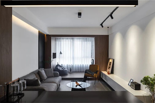 德陽市百通廣場現(xiàn)代簡約風(fēng)格三居室裝修案例