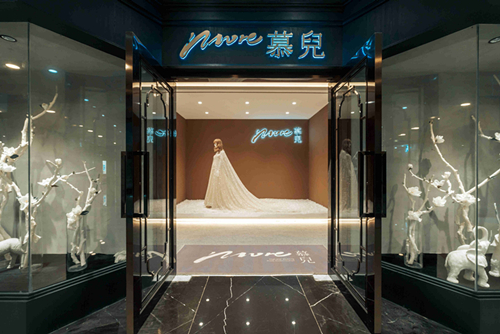 ?？谑袨I河華庭現(xiàn)代風(fēng)格辦公空間裝修案例