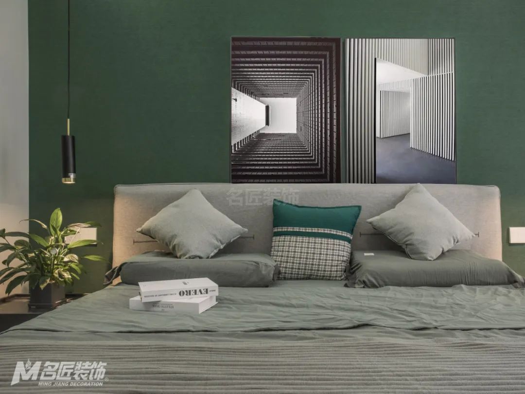 現(xiàn)場實(shí)景—主臥2